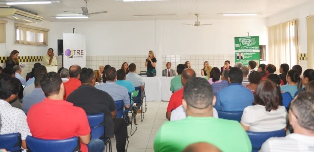 Juízes e promotores eleitorais de todo o estado estão promovendo audiências públicas, seminários...