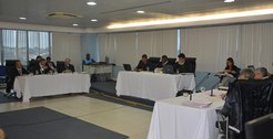 Corte eleitoral. Formação março de 2013. Sessão no 5º andar do prédio-anexo ao TRE.