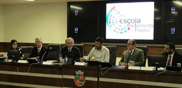 Participação do Des. Ricardo Duailibe no curso de Eleições na cidade de Itapevi-SP. 