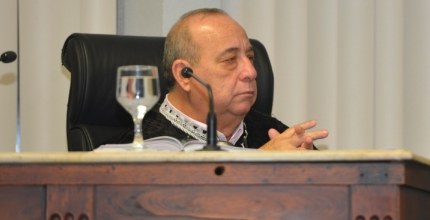 TRE-MA Desembargador Guerreiro Júnior Em julgamento dos Embargos de Declaração interpostos no processo 395-73, o Tribunal Regional Ele...