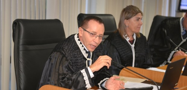 TRE-MA Despedida do juiz federal Clodomir Reis Juiz federal Clodomir Reis, membro efetivo do TRE entre 13/03/14 e 13/03/16.