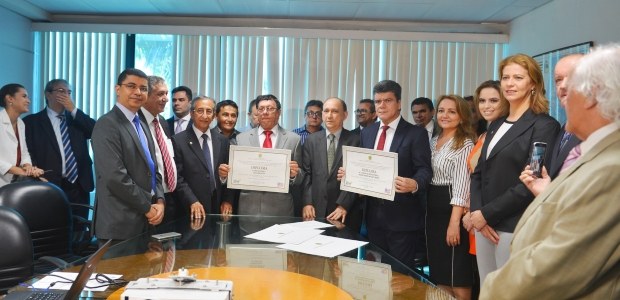 Diplomação de Deoclides Macedo como suplente de deputado federal