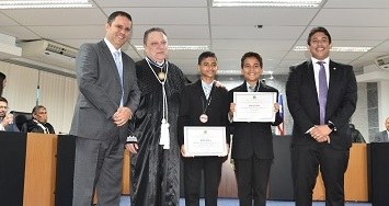 TRE-MA Diplomação prefeito criança 2019 Diplomação dos alunos Vitor Cazuza e Lucas Silva como prefeito e vice do projeto Prefeito Crianç...