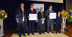 Diplomação dos eleitos nas eleições 2014. Governador e vice eleitos.