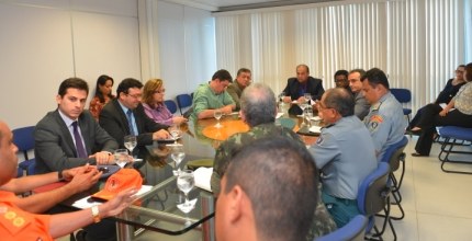 TRE-MA Eleições 2014 - Reunião da segurança para o segundo turno No Maranhão, a votação obedecerá ao horário local: das 8h às 17h. O alerta está sendo feito pelo...