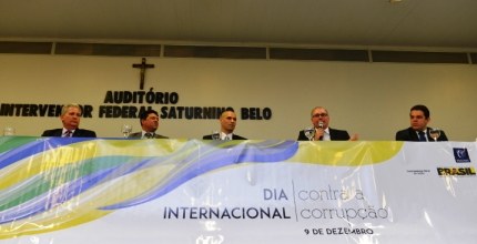 A abertura do evento ocorreu no auditório do Tribunal de Contas do Estado.