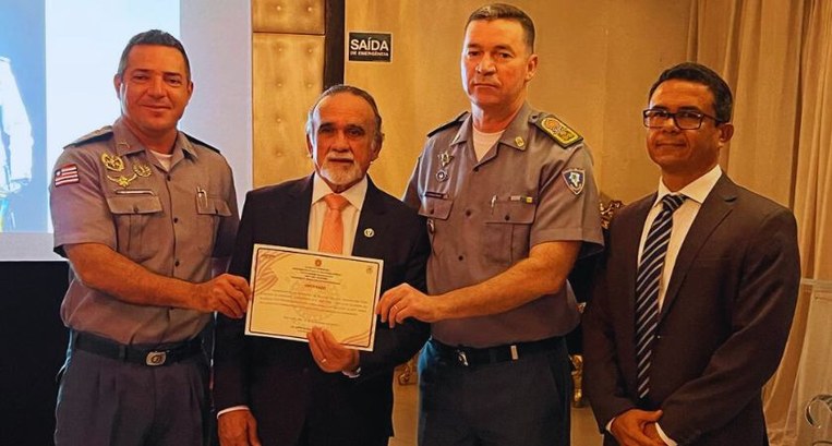 TRE-MA Palestra do desembargador José Luiz de Almeida na aula da saudade da PMMA Presidente José Luiz com os coroneis Paulo Fernando e Sauaia Júnior e o tenente coronel Alysson ...
