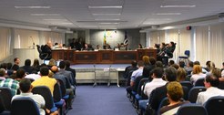 17.12.13 Membros da Corte reunidos para julgamentos de processos com a última participação do de...