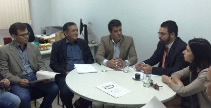 17/03/15. Reunião com os juízes de Açailândia acerca da biometria.