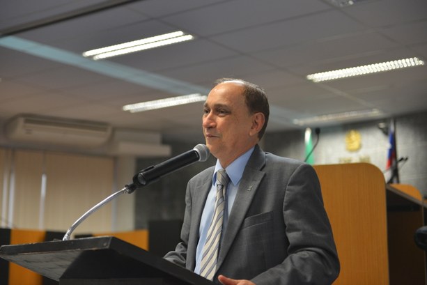 TRE-MA Seminário de Atualização Eleitoral para Partidos Políticos Desembargador Lourival Serejo, presidente do TRE-MA